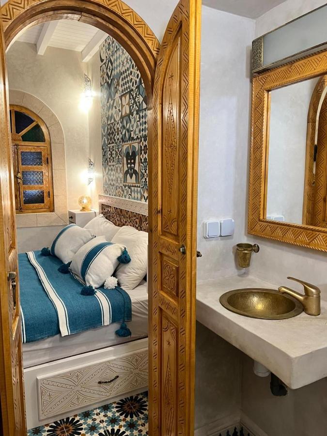 Riad Dar El Hania Hotel เอสเซาอิรา ภายนอก รูปภาพ