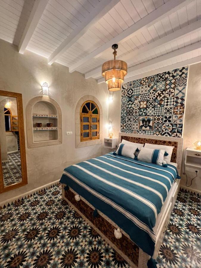 Riad Dar El Hania Hotel เอสเซาอิรา ภายนอก รูปภาพ